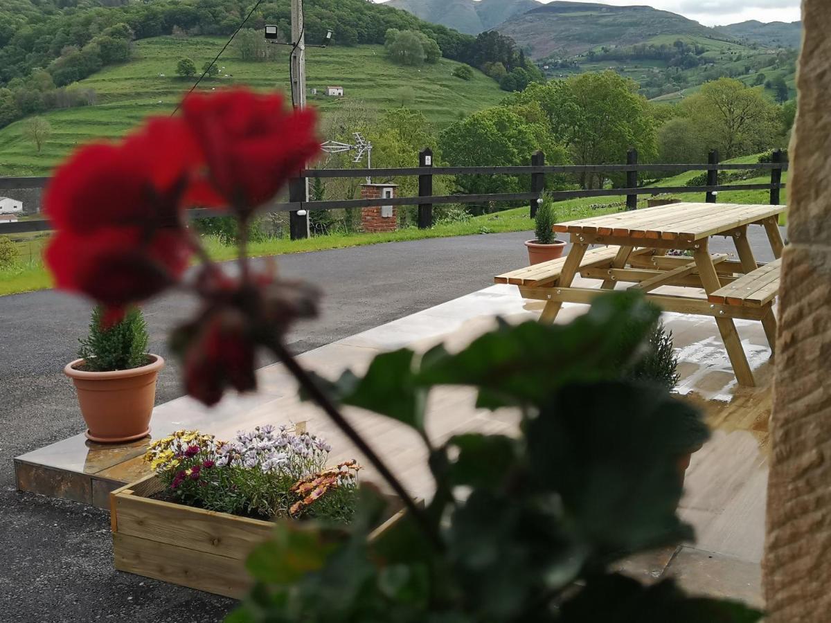Casa Rural Los Riveros De Jeromo Selaya Eksteriør bilde